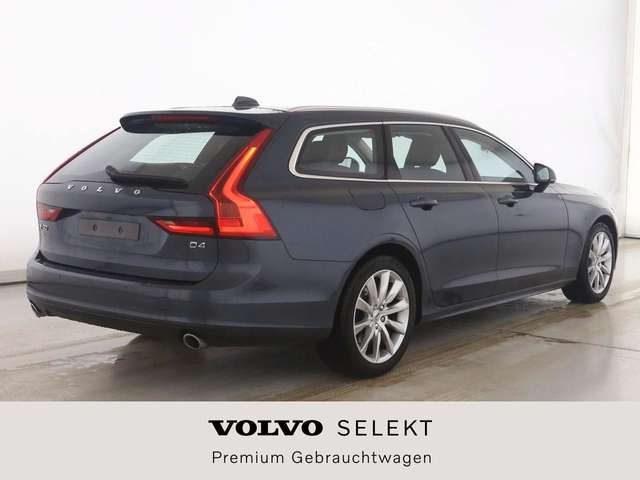Volvo  Momentum Pro